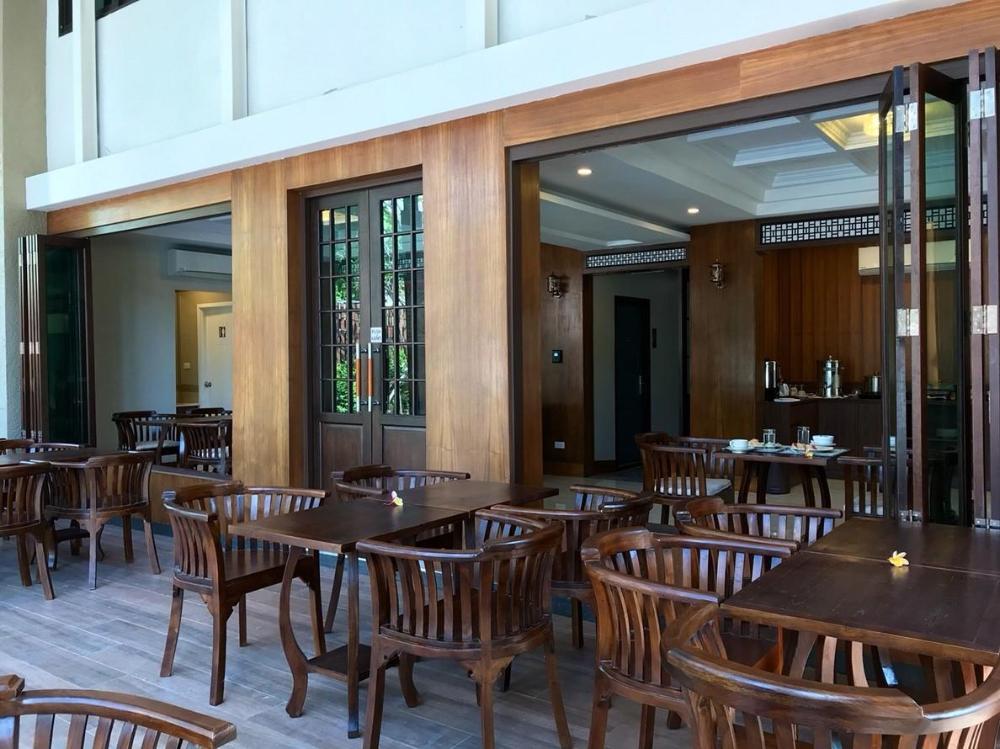 lima lanna hotel