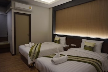 lima lanna hotel