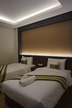 lima lanna hotel