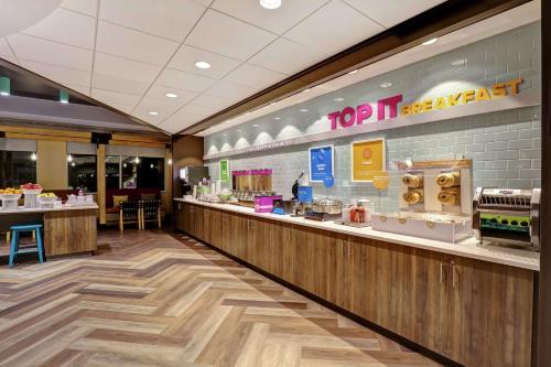 tru by hilton edmonton windermere