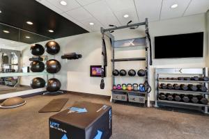 tru by hilton edmonton windermere
