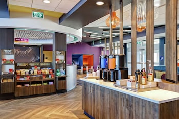 tru by hilton edmonton windermere