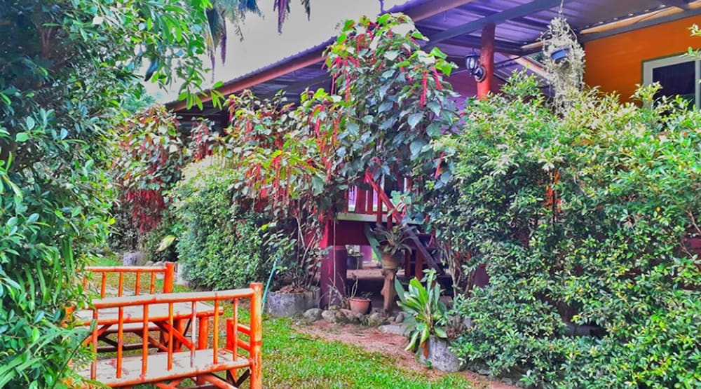 pattama resorts khiri wong