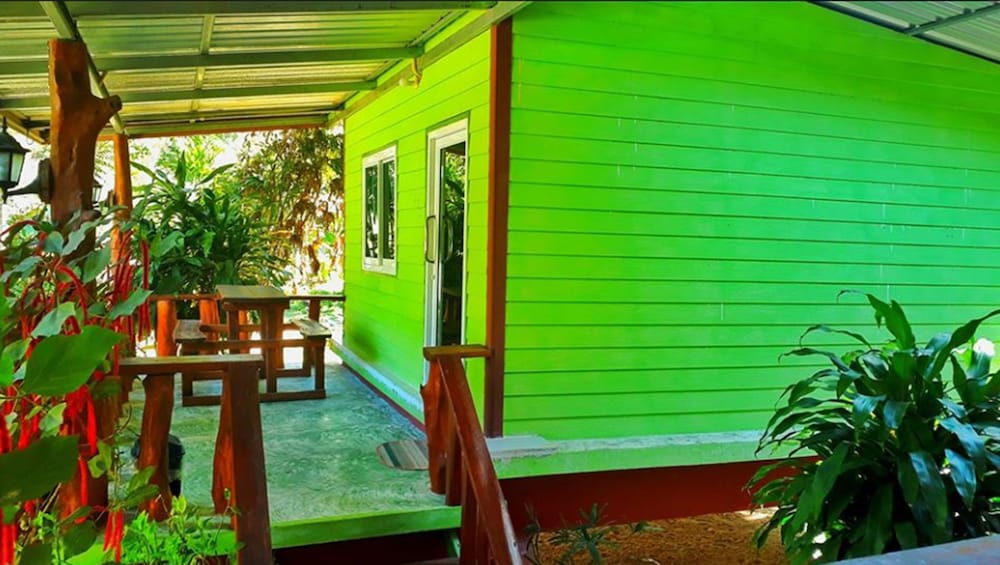 pattama resorts khiri wong