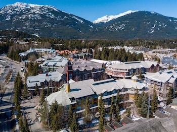 whistler blackcomb vr at town plaza
