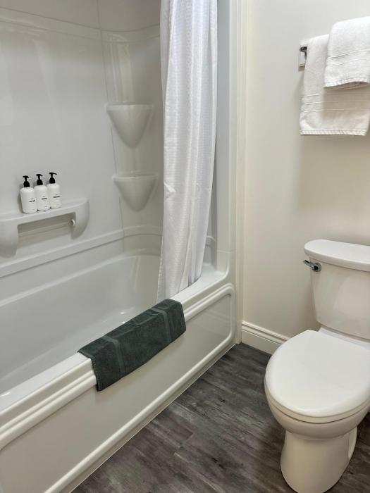 cheticamp outback inn