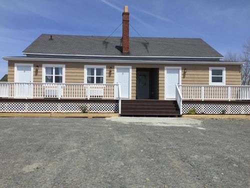 cheticamp outback inn