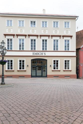 emichs hotel