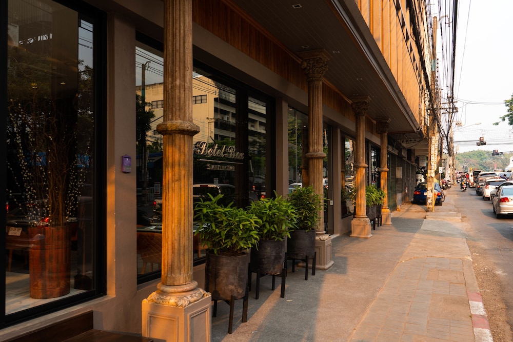 the bridge an eclectic luxotel chiangmai