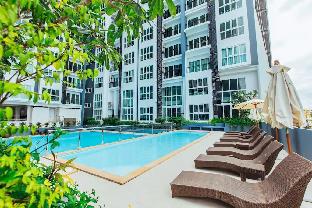 locals prio chiangmai central airport plaza