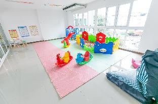 locals prio chiangmai central airport plaza