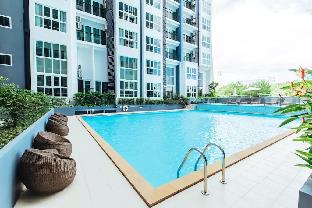 locals prio chiangmai central airport plaza