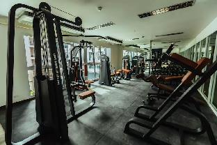 locals prio chiangmai central airport plaza