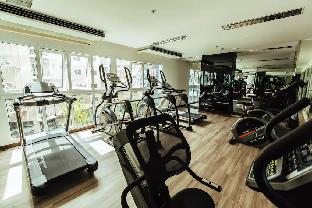 locals prio chiangmai central airport plaza