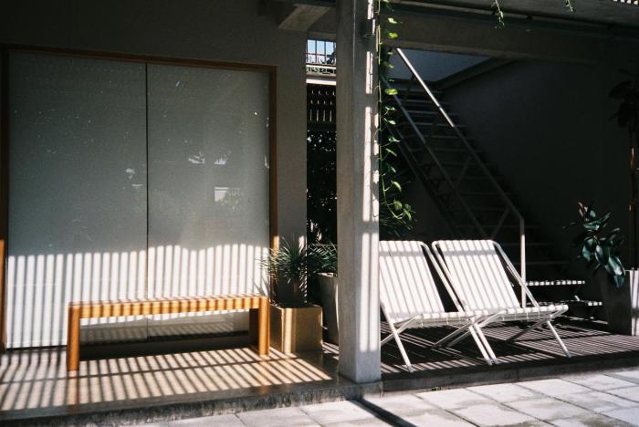 sunkiss pool bed cafe