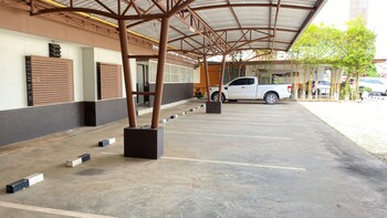 winner prachinburi and serviced apartment