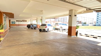 winner prachinburi and serviced apartment