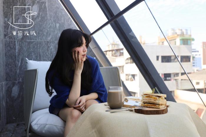 slow town hotel glowing