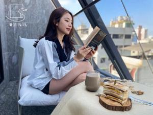 slow town hotel glowing