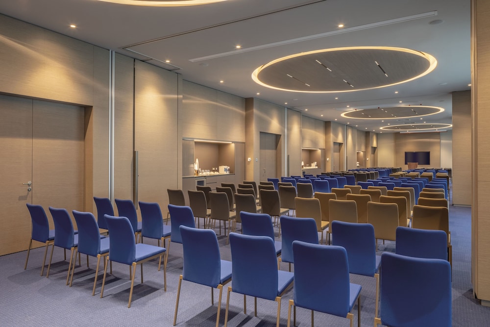 hyatt regency algiers airport