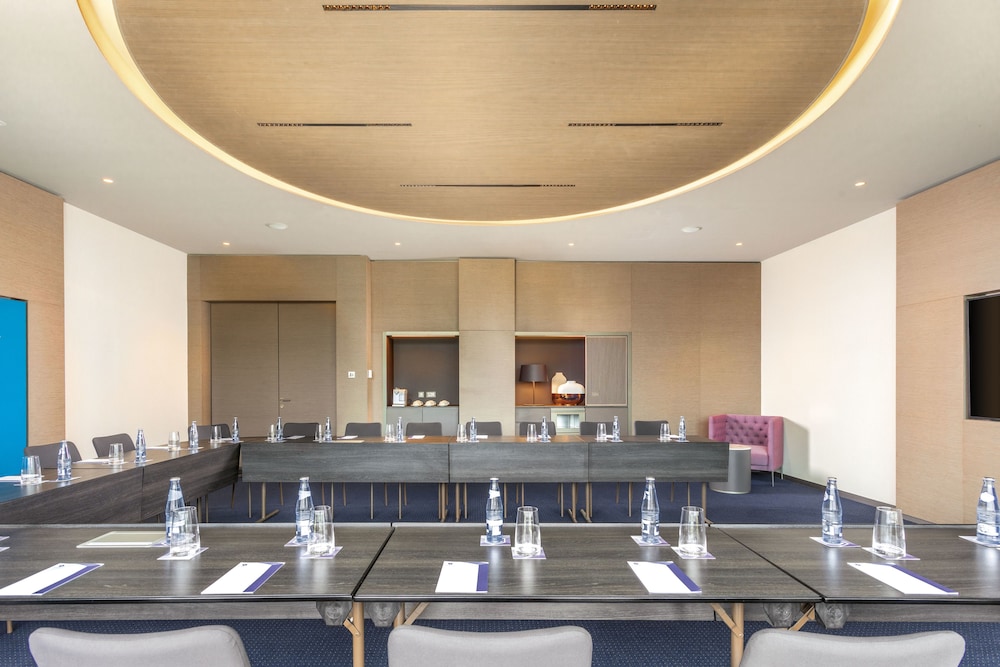 hyatt regency algiers airport