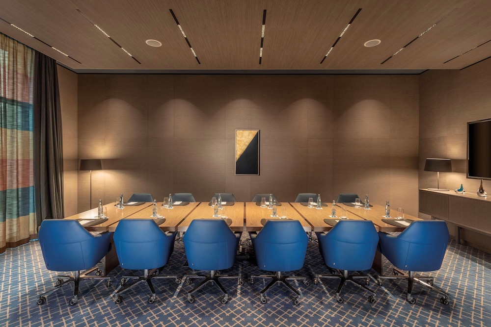 hyatt regency algiers airport