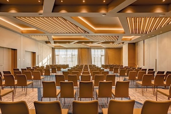 hyatt regency algiers airport