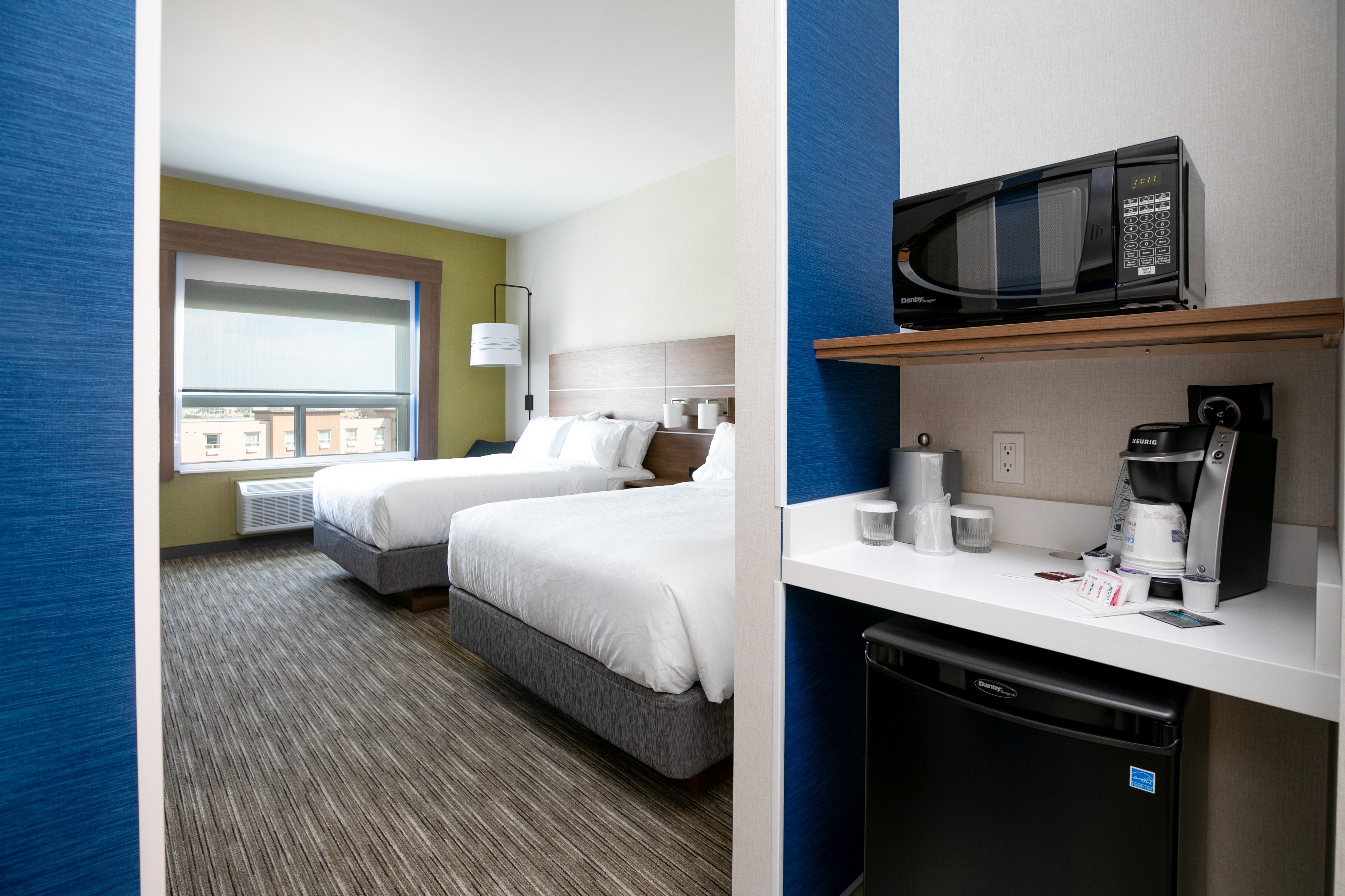 holiday inn express lethbridge southeast an ihg hotel