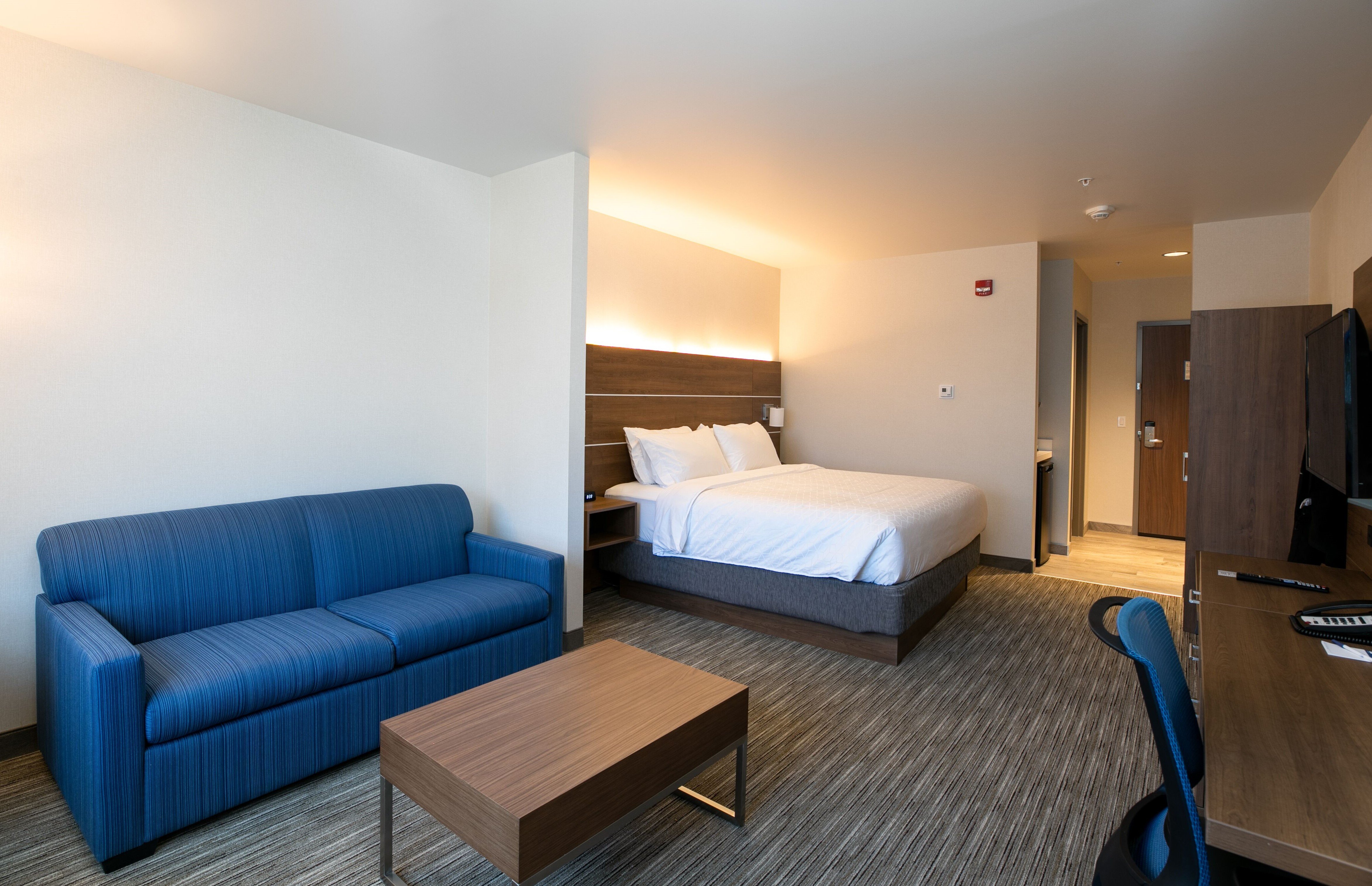 holiday inn express lethbridge southeast an ihg hotel