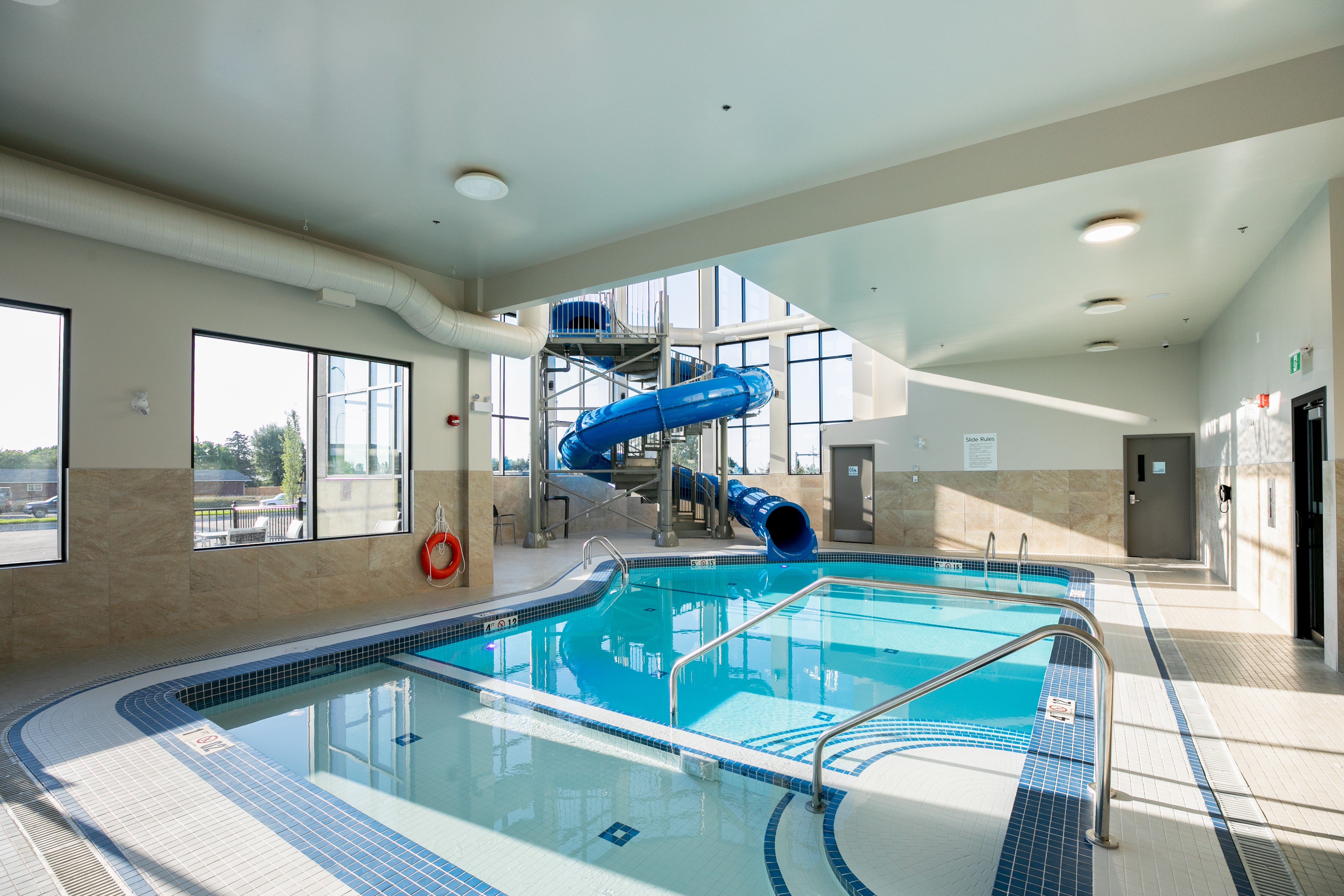holiday inn express lethbridge southeast an ihg hotel