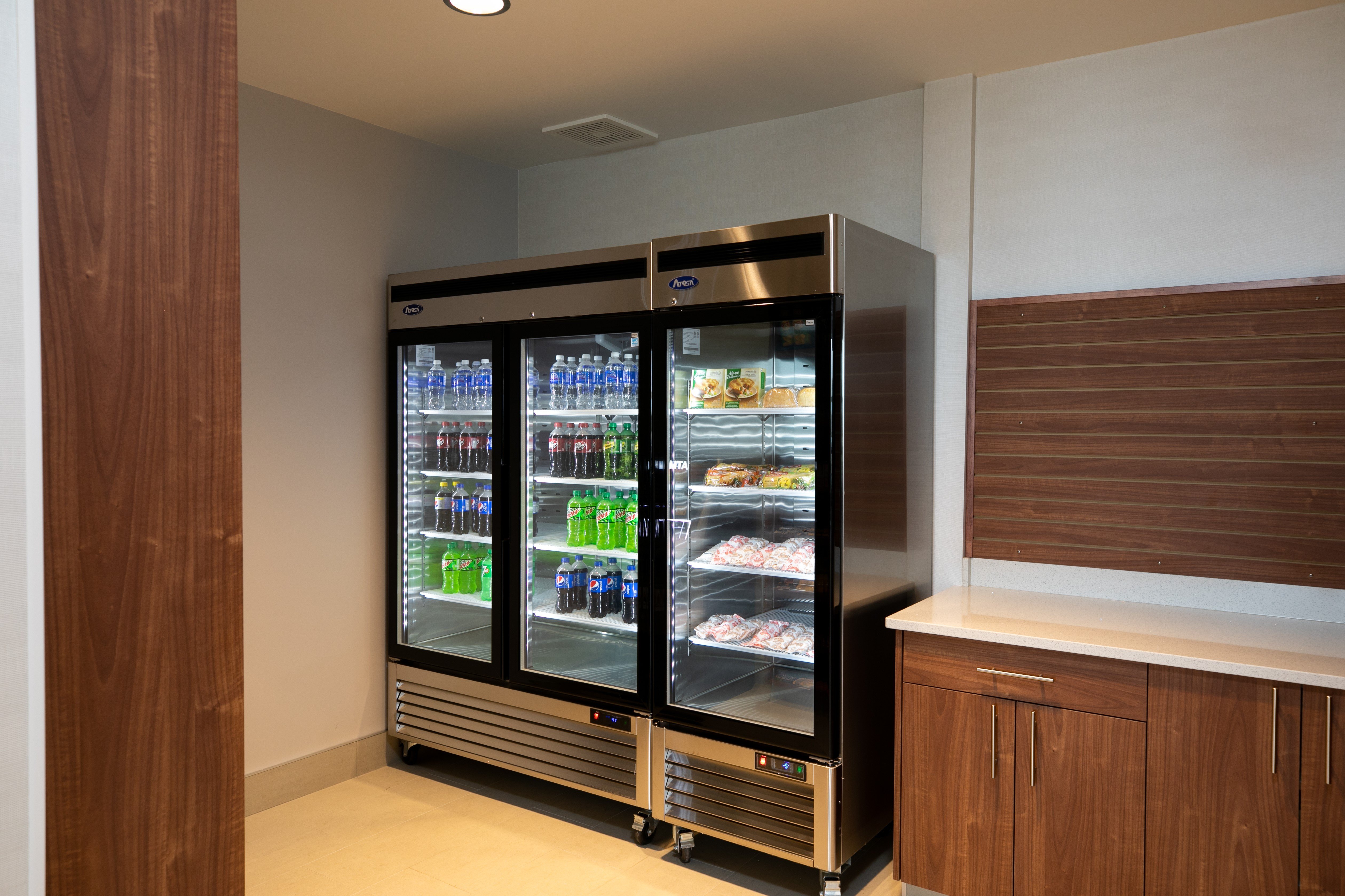 holiday inn express lethbridge southeast an ihg hotel