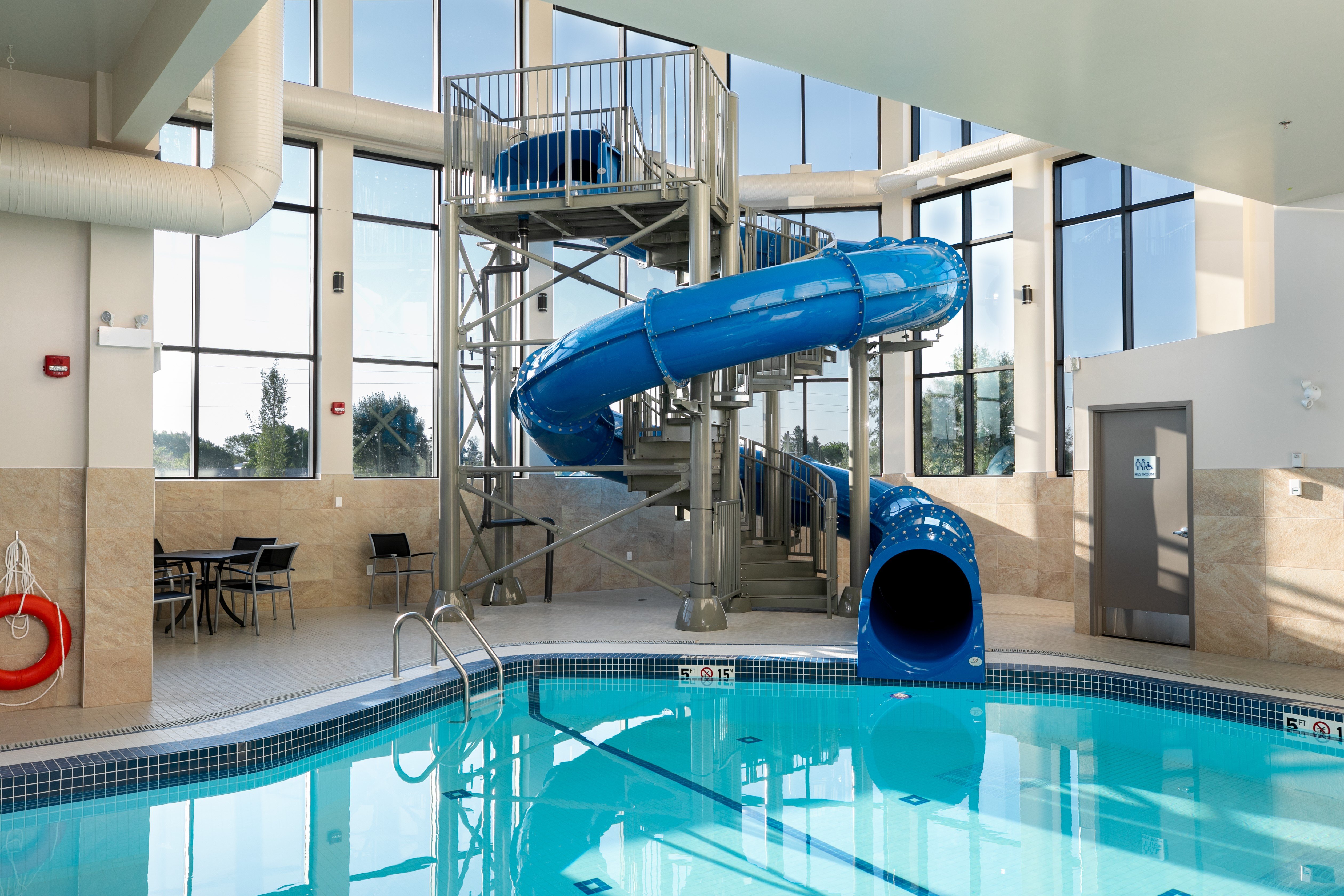 holiday inn express lethbridge southeast an ihg hotel