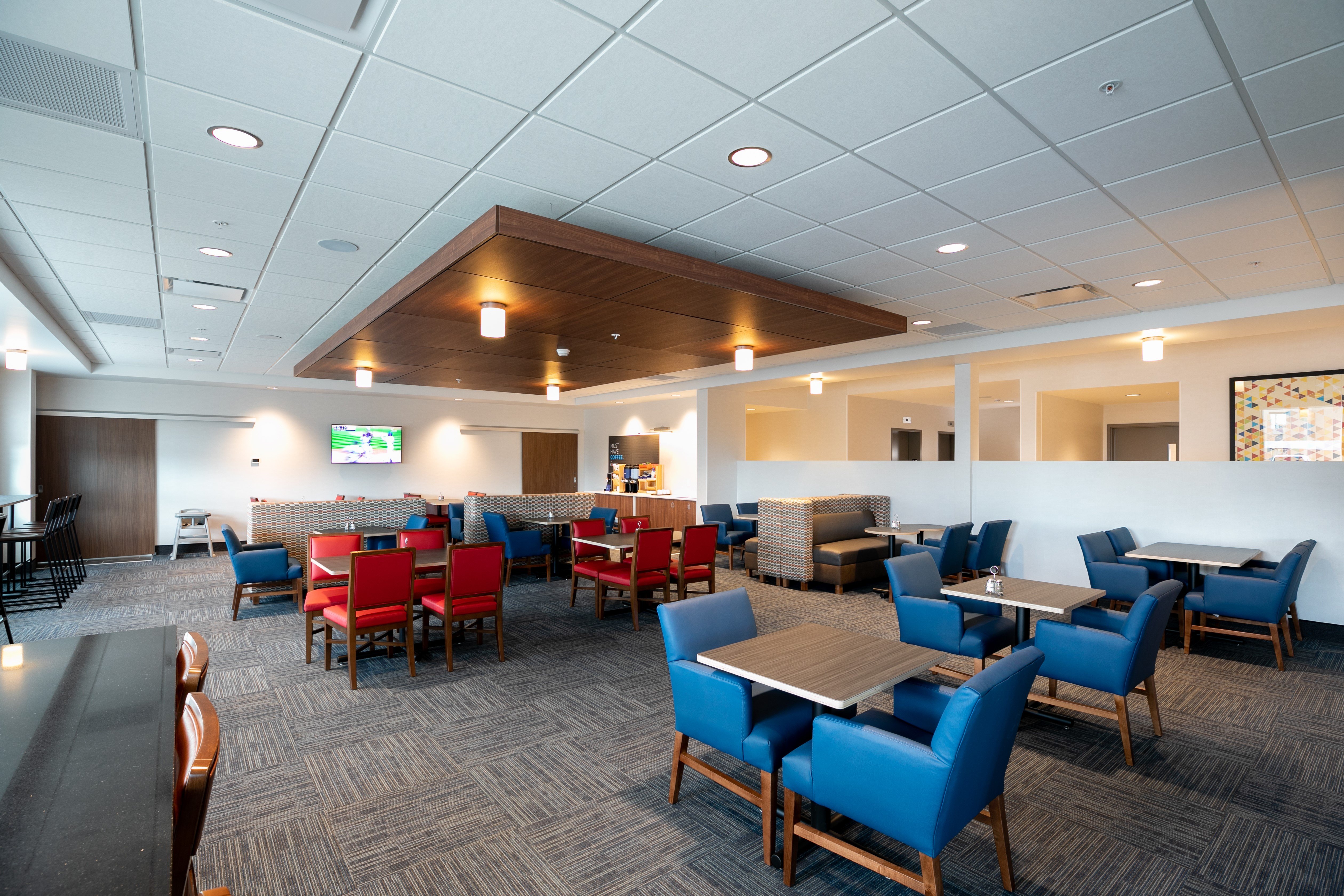 holiday inn express lethbridge southeast an ihg hotel