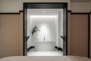 four seasons montreal