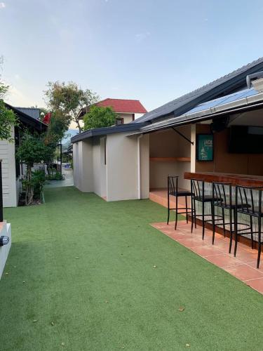 aussieland bungalows