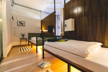 post factory bed and breakfast sathorn hostel adults only