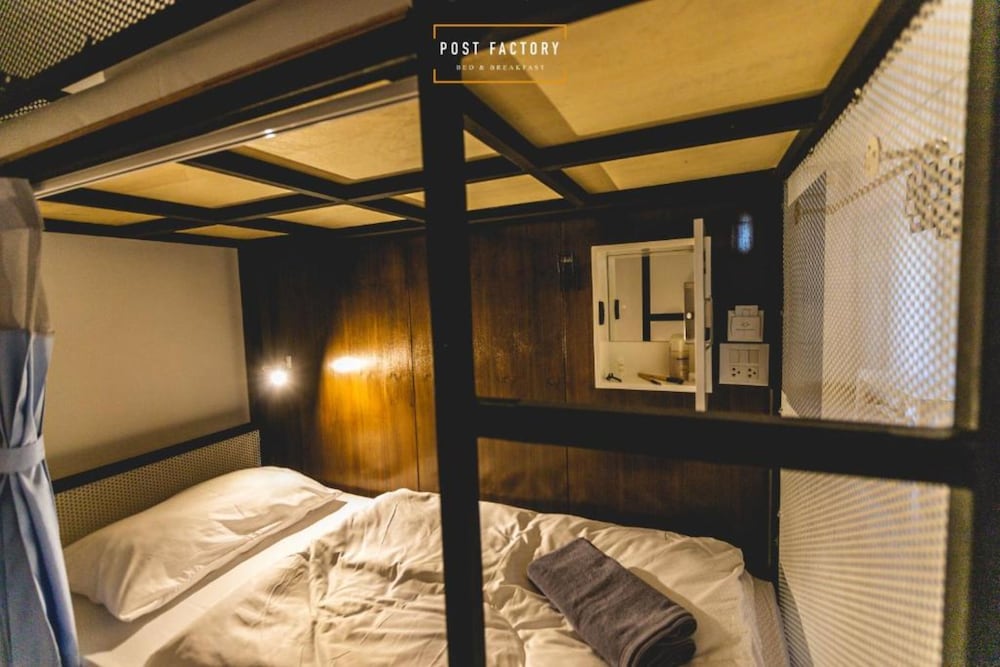 post factory bed and breakfast sathorn hostel adults only