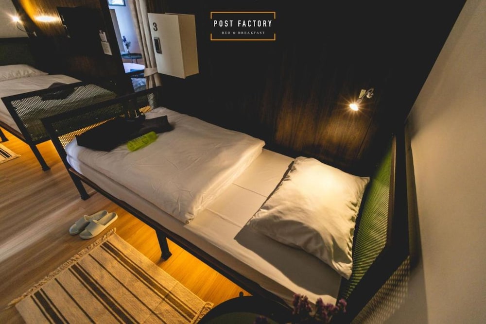 post factory bed and breakfast sathorn hostel adults only