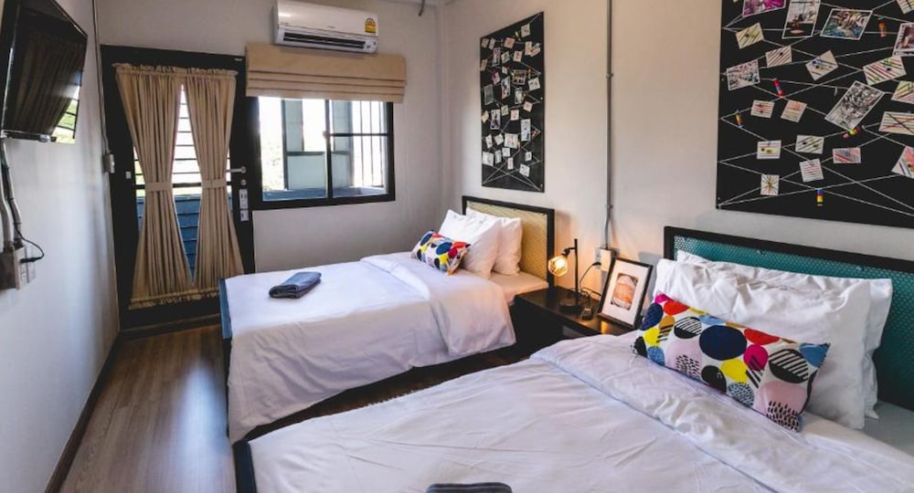 post factory bed and breakfast sathorn hostel adults only