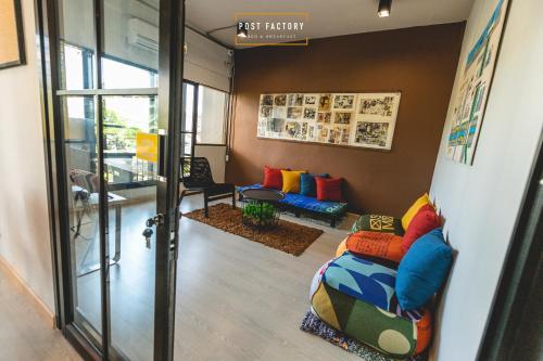 post factory bed and breakfast sathorn hostel adults only
