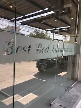 best bed suvarnabhumi hostel