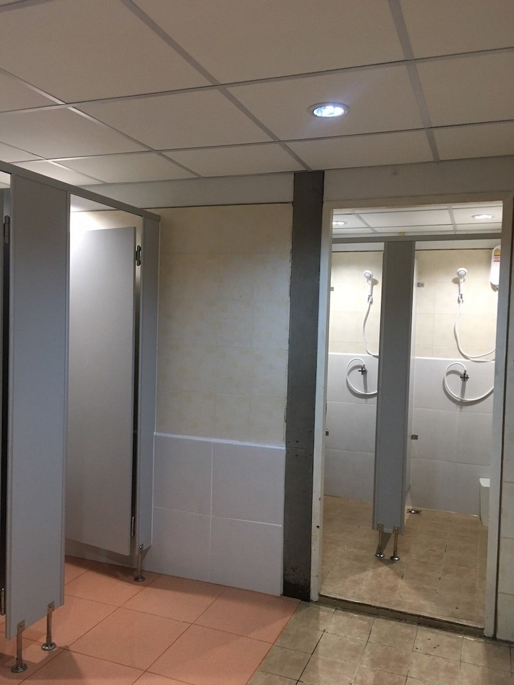 best bed suvarnabhumi hostel