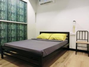best bed suvarnabhumi hostel