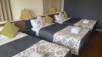 mr kinjo inn convention bay