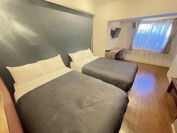 mr kinjo inn convention bay