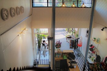 stay in chiangrai hostel