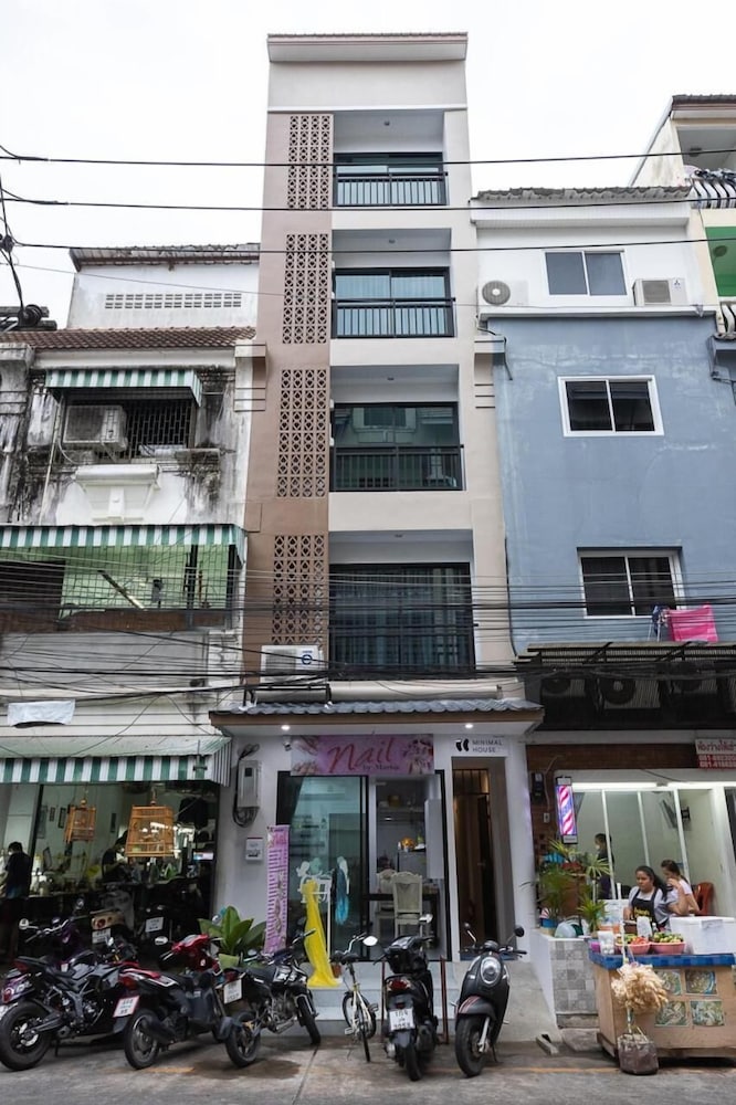 minimal house patong adults only