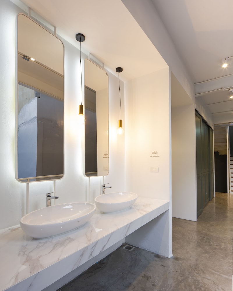 boxpackers hostel phranakorn