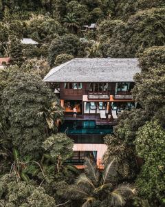 villa lydia koh yao noi