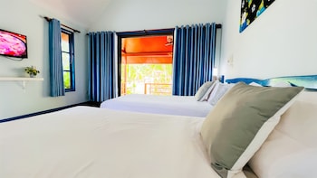 cruiser island resort